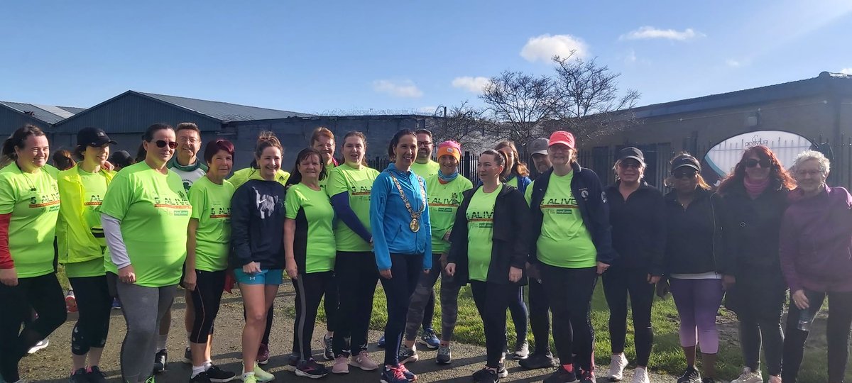 LordMayorDublin's tweet photo. Lovely morning at @darndaleparkrun with the #LM5Alive Team marking #InternationalWomensDay and National Women in Sport Week. Lovely welcome from Susan and the Darndale parkrun team and the kids from @Sphere17RYS. Well done everyone! What a great way to start the day. https://t.co/gYcDPphqXf