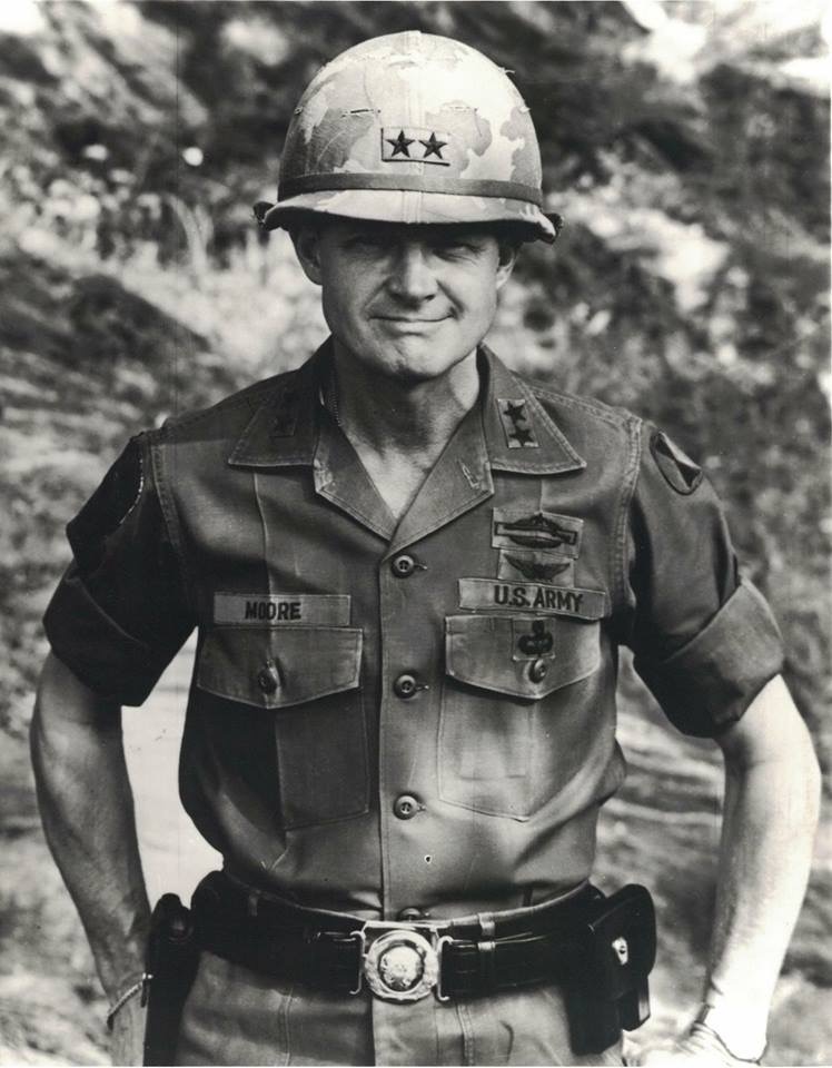 Korean_DMZ_Vets's tweet photo. Famed Army hero, Hal Moore. Many hear about his story of Ia Drang Valley, 1965 in Vietnam but not the rest of his career. LTG Hal Moore served with 7ID in Korea as a CPT from 52 to 53, then again in 70 to 71 as a MG, Division Commander. #7id #korea #rok #dmz #halmoore https://t.co/ZIXgntjblS