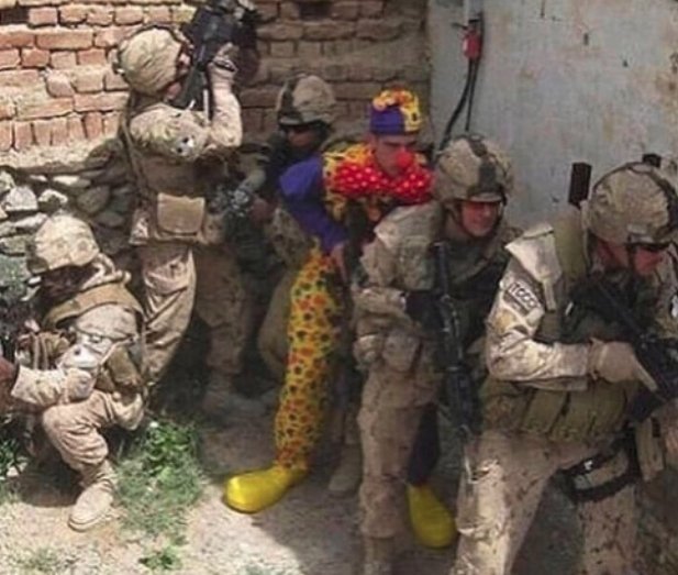 bade_dr_sahab tweet media