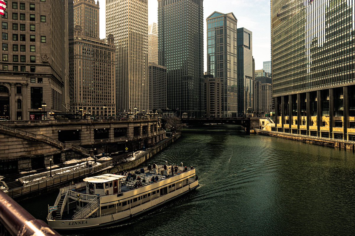 AriegJohn's tweet photo. I took these as well a couple of weeks ago when. I was in ChiTown .. @AriegJohn  copyright all reserved .. https://t.co/0f2A1q7H0X