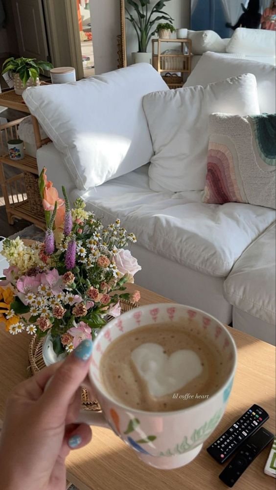 liIacdaisy's tweet photo. you will pass this exam, you will get that job, you will be happy 🌸🥳 https://t.co/YJtncDld9S