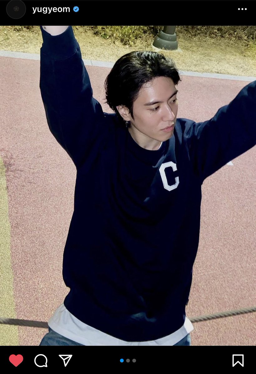 smashgchat's tweet image. got7 one tweet au

maknae line ngeributin postingan saudara yugyeom terhormat