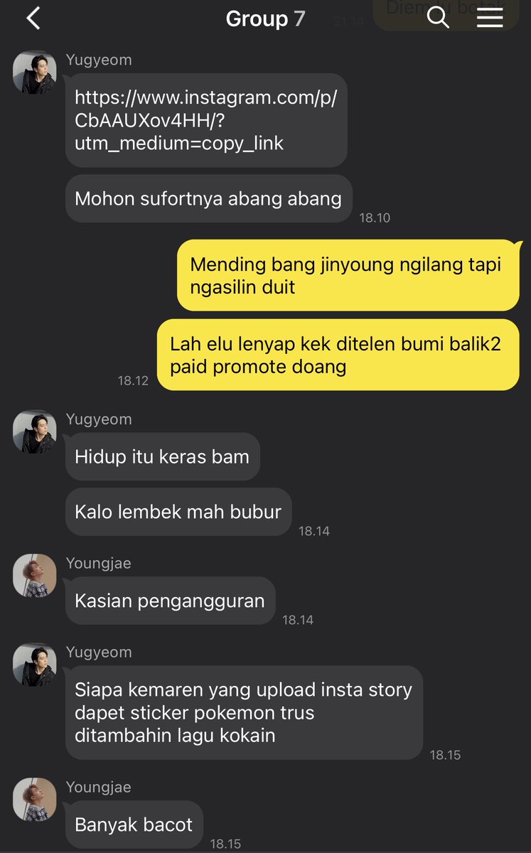 smashgchat's tweet image. got7 one tweet au

maknae line ngeributin postingan saudara yugyeom terhormat