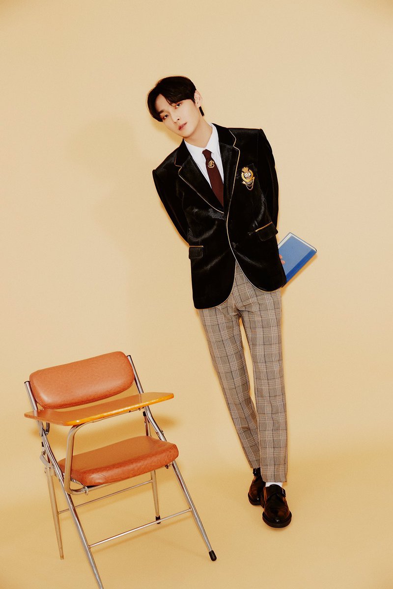 SF9_UNIFILES's tweet photo. [🪐📂220312] SCHOOL LIFE 🦁 (2)

#주호 #ZUHO #SF9 #BAEKZUHO #백주호 https://t.co/gMNx8wVTvp