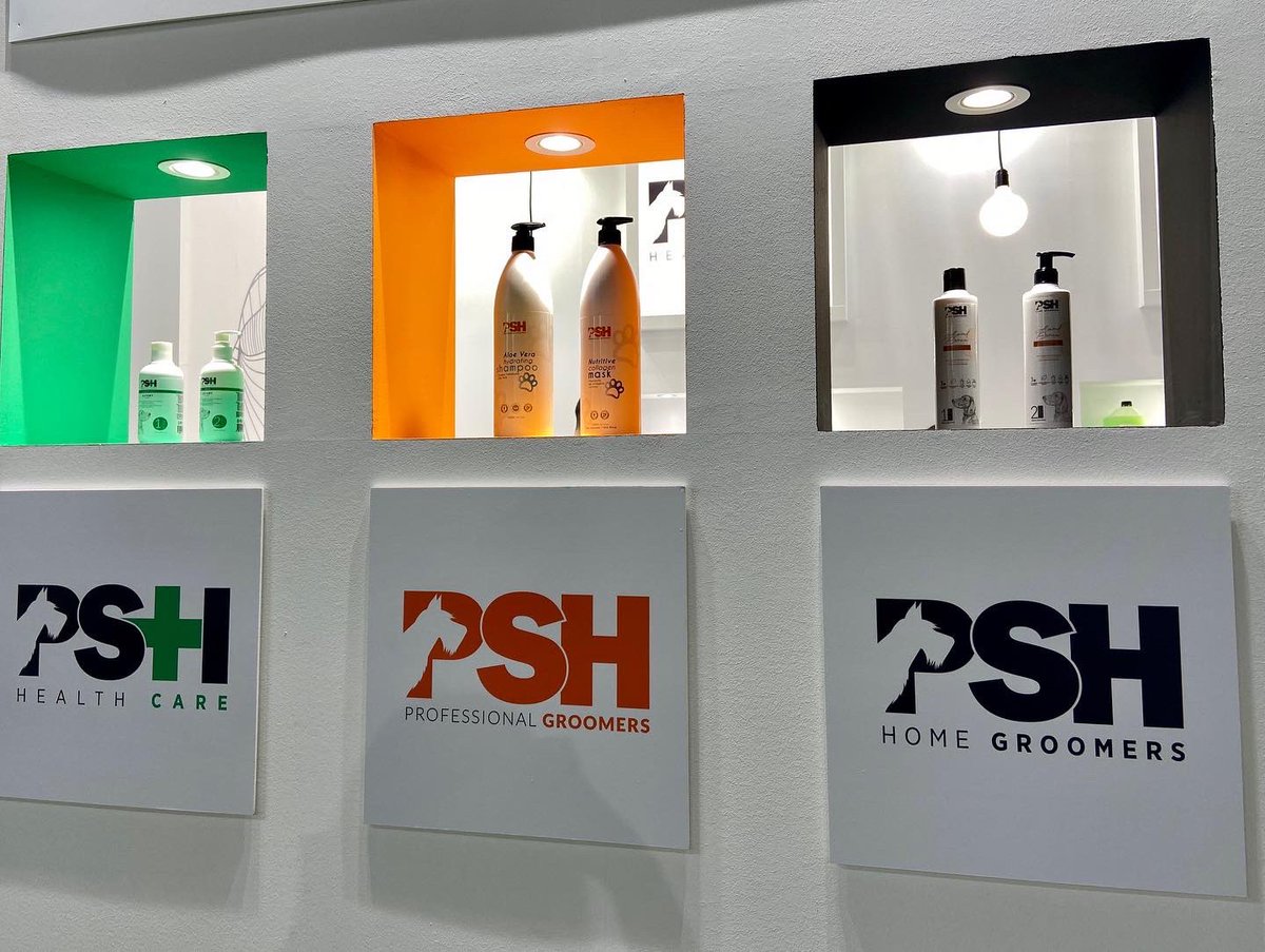 iberpetmadrid's tweet photo. 🐶 @PSHmascotas es la marca dermocosmética que ofrece una solución global a los propietarios concienciados con la salud dérmica de su mascota. 

PSH Home Groomers es su línea de productos ecológicos con componentes naturales. 

#IberzooPropet22 https://t.co/wIh5CoWAlA