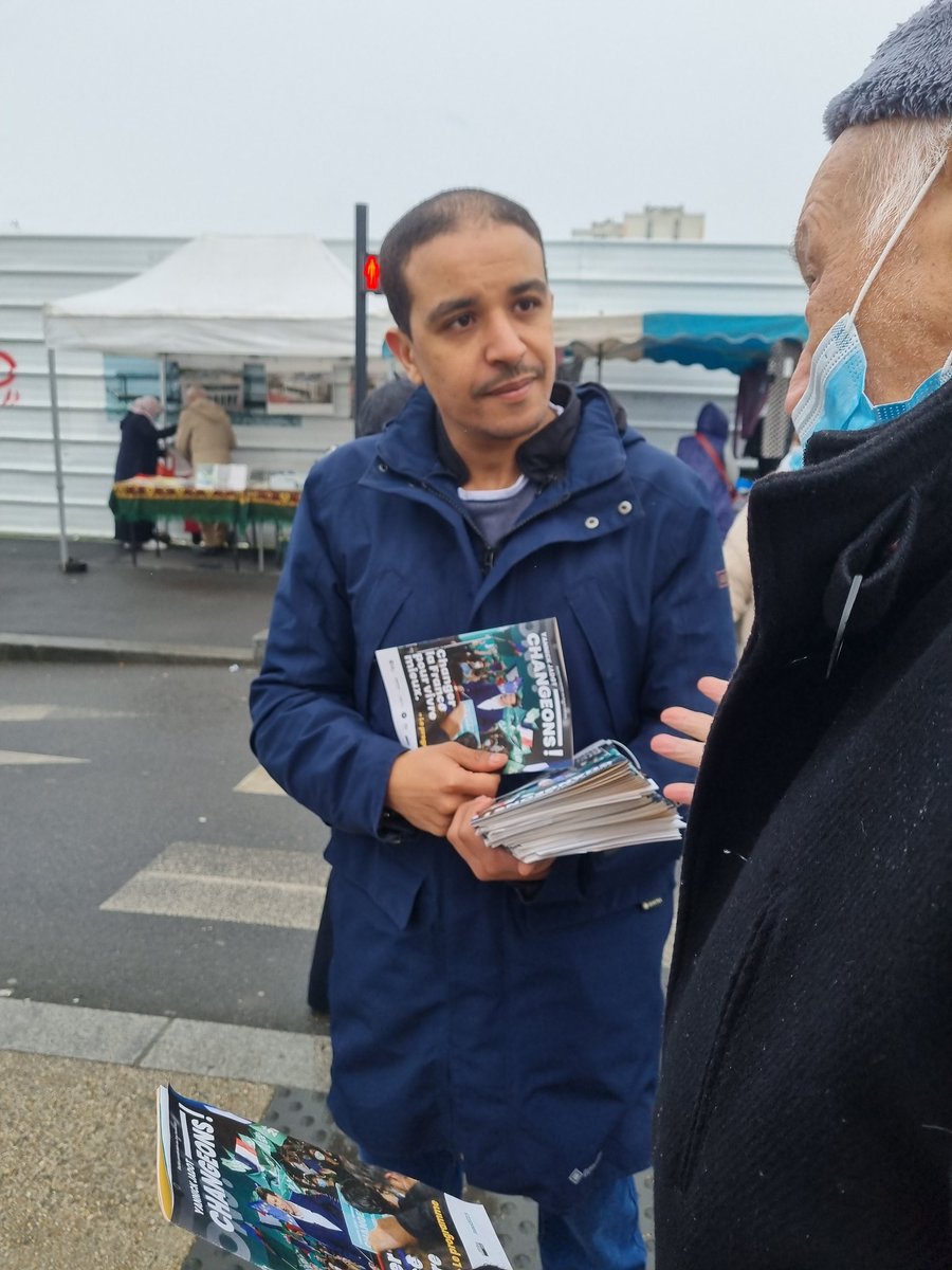 KaderChibane93's tweet image. Week-end du climat au marché de Montfermeil/Clichy-sous-bois pour la campagne de #YannickJadot.
#jadot2022.