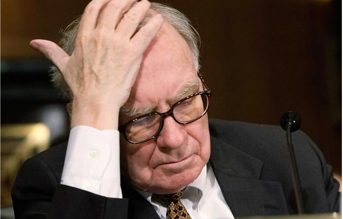 NgomonginUang's tweet photo. Ada kabar Warren Buffett terancam diturunkan dari Berkshire Hathaway. Perusahaan holding yang dia akuisisi sejak taun 1962.

Siapa kira-kira yang berani mencoba menggulingkan investor legendaris yang berjuluk "The Oracle of Omaha"? https://t.co/Lnv3zkTL2E