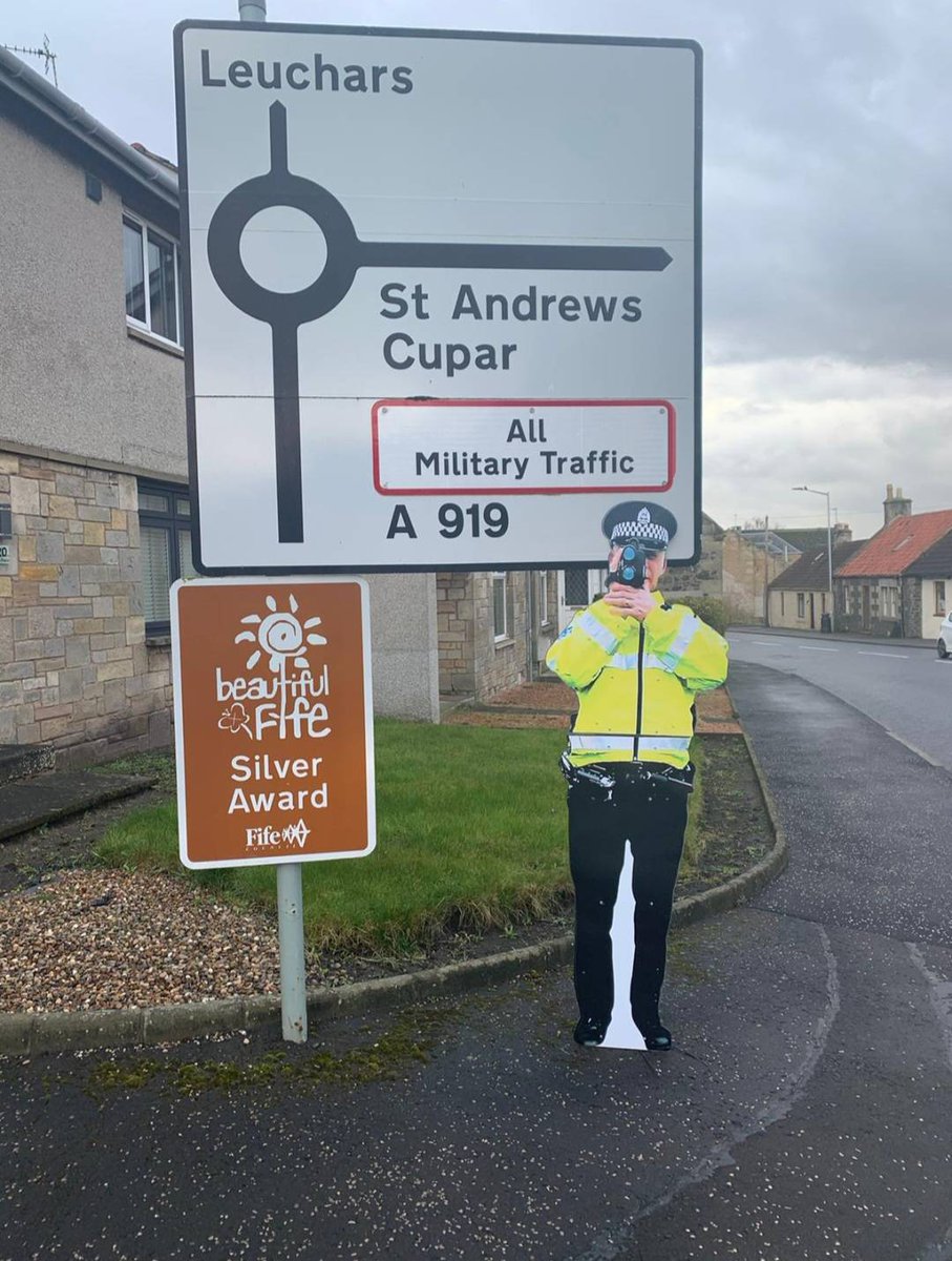 PSOSNorthEFife's tweet image. #OpParamount 

"Bob" has been out in Tay Coast today....keep the speed down!!   Give him a wave 👋👋.  Responding to local public concerns re Speeding in their communities.  Respect local residents when driving through their communities.  👍👍