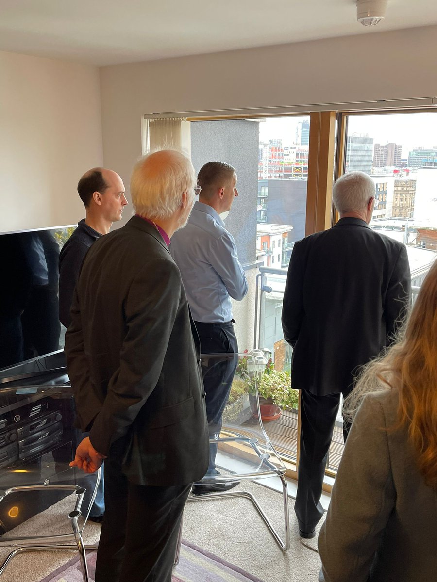 gqsteve's tweet photo. We were extremely honoured &amp; grateful when @JustinWelby visited our home in #Manchester Green Quarter this week to discuss #BuildingSafetyCrisis &amp; how to #EndOurCladdingScandal
Almost 5 years since #GrenfellTower &amp; we still live in an unsafe home
@team_greenhalgh @michaelgove https://t.co/N74UAyO3rd