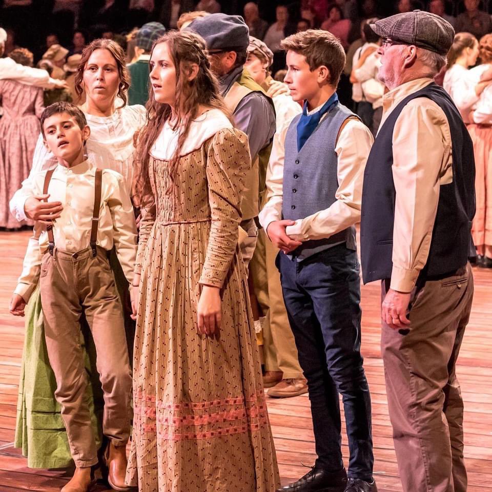 BritishPageant's tweet image. 🎵🎶🗣 CHANGE OF VENUE - British Pageant choir auditions are in SOLIHULL today! Come along from 3-5pm.
📍Solihull Chapel
4-8 Hampton Lane
Solihull
B91 2PT
Good luck! Anyone auditioning for the choir will know if they’re through by 31st March 🎶🎵 
#britishpageant