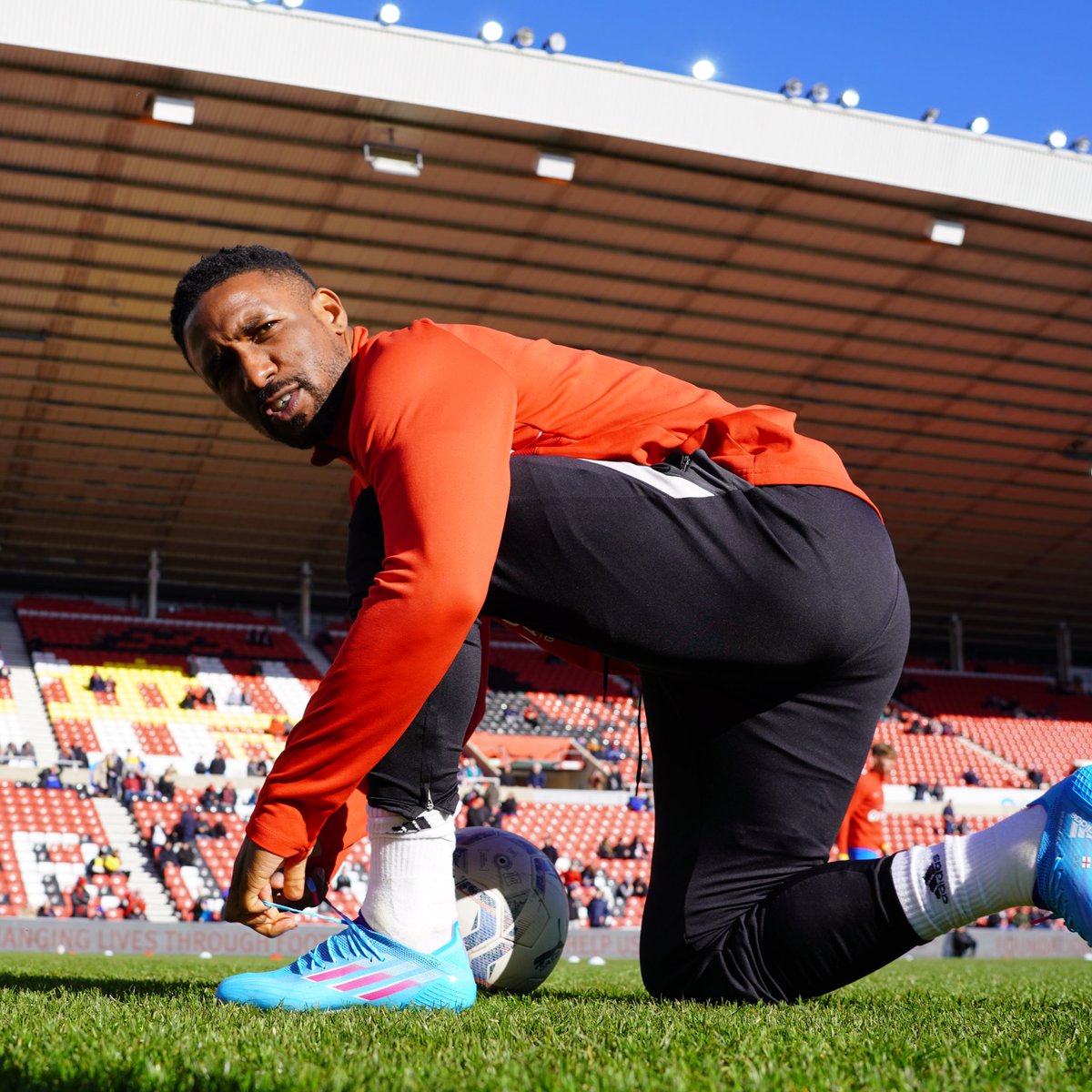 SunderlandAFC's tweet photo. 🏴󠁧󠁢󠁥󠁮󠁧󠁿 JD10 🏴󠁧󠁢󠁥󠁮󠁧󠁿 

#SAFC | #SUNCRE https://t.co/KytVqQgoyt