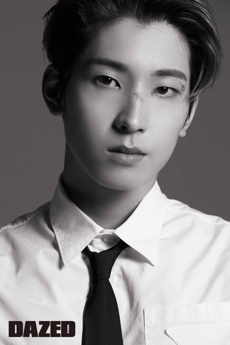 tinkswonu's tweet photo. dazed wonwoo 🤍 https://t.co/chKtaKrMiW