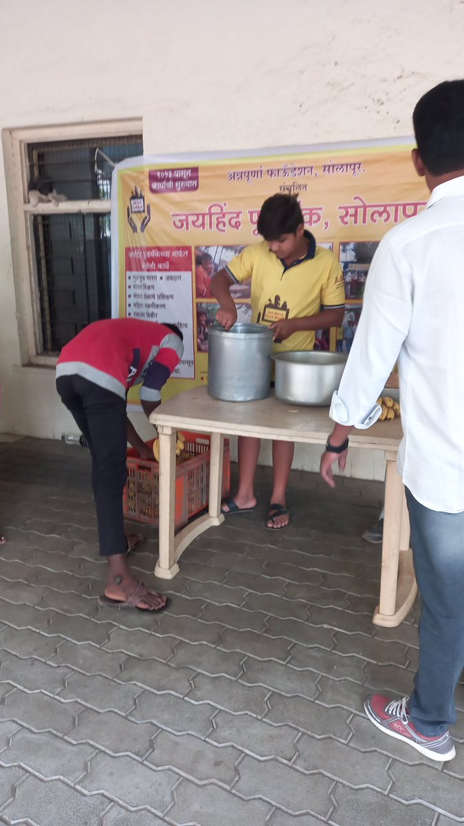JaiFood's tweet photo. Day22 at CIVIL HOSPITAL 
daily 200 people food distribution done by JAI HIND FOOD BANK TEAM. 
@RetweetsPune
@SatishTamshetti
@BBCBreaking
@Discovery @TIME
@WFP GREAT SOCIAL CONTRIBUTION 
Help us to server more with happiness..

9665808571 https://t.co/bfyWGNXhwy