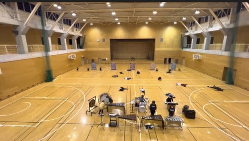 LCSperc's tweet image. 【最後の緊急告知】
今年度私たちはLINK Percussion&amp;amp;Color Guardとしてパーカッション・カラガード全国大会へ出場する予定でした。
そこで披露する予定だった
〜Dia De Los Muertos〜
を明日16:30〜北洋大学さんのInstagramのアカウントでライブ配信します！