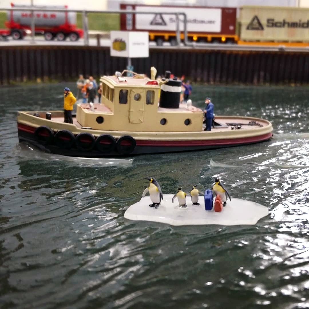#OneYearInMiniatures #NFTs Day 30: Even penguins need a break. 😁👉 oyimart.com/day-30

#OYIM - Finding joy and beauty in little things

#NFT #NFTart #NFTartist #NFTcommunity #NFTcollection #NFTcollectors #NFTproject #NFTdrop #OpenSea #OpenSeaNFT #OpenSeaCommunity