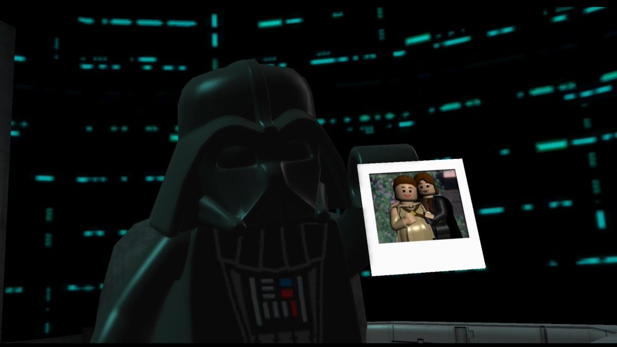 Multiplayer_TV's tweet photo. 🗣 2006 yılında yayımlanan LEGO Star Wars oyunu konuşma içermiyordu. 

Dolayısıyla Darth Vader, Luke Skywalker'ın babası olduğunu Luke'a böyle anlatmıştı. 🖼 https://t.co/0qr6pEx63k