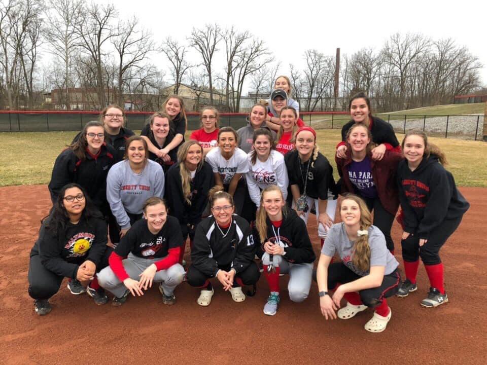 kylefarmer's tweet photo. No 3/12 will ever pass that I don’t think about this team. They were forced to sacrifice 25% of their softball careers. Devan, Haley, Alyse, and Taylor missed their Senior seasons. This was our team photo - even though we didn’t know it at the time. @LUSOFTBALL1 https://t.co/vUEXbeoniM