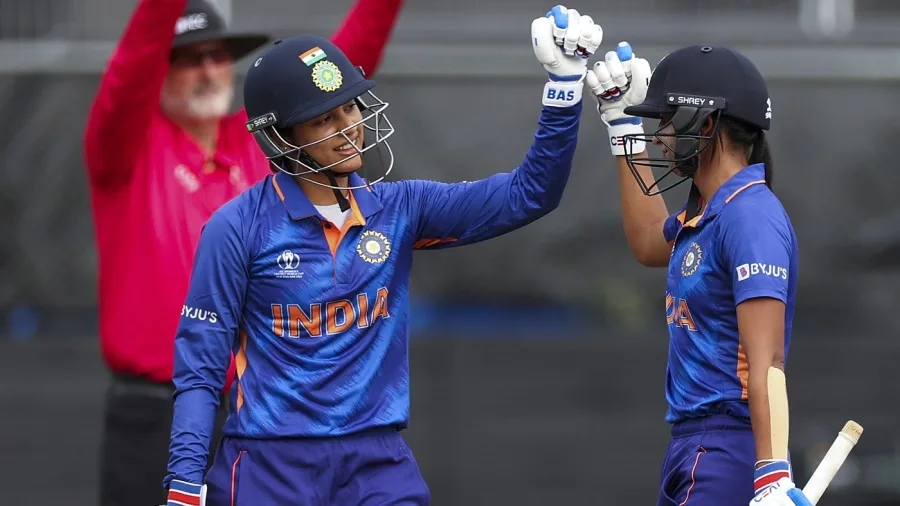 algo_desk's tweet photo. Stellar &amp; Flamboyant Perf
@mandhana_smriti @ImHarmanpreet 

Absolutely majestic.
Best partners off field &amp; on field.

NRR boosting perf by #IndianWomensCricket Team
Heartily Congrats &amp; Thanks.

#WomensWorldCup2022 #womenempowerment #JaiHind #jaibharat 🇮🇳🇮🇳🇮🇳 https://t.co/P4UPTljhgR