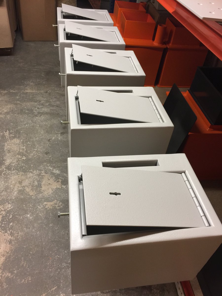HydanLtd's tweet photo. Hydan also offer bespoke services like these deposit coffers designed to be installed and easily removed if no longer required.. #Hydan #Safes #CIT #Bespoke #Deposit https://t.co/QPBIxFQpSS