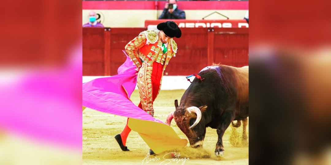 🗣️📢📢📢"El Rincón de Lolo". Entrevista a Juan Ángel García Corbacho.🎙️ "Todas las tardes tienen su responsabilidad."

📸 Fotografías: <a href="/asantiagofoto/">Aline R.S. Guimarães</a> 
Entrevista completa en: 👇👇
todoporlafiesta.net/rincondelolo/j…

#JuanÁngelGarciaCorbacho #Entrevista #RincónDeLolo #TodoPorLaFiesta
