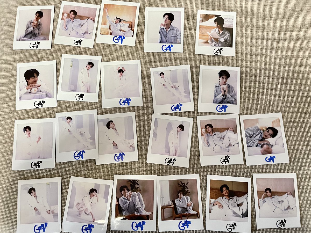 hazardisacat's tweet photo. Want to buy ki's polaroid (without sign). Please dm me🥰

#ตลาดนัดหวานใจ #ตลาดนัดหวานใจมิวกลัฟ #ตลาดนัดมิวกลัฟ https://t.co/8eK8FBan7k
