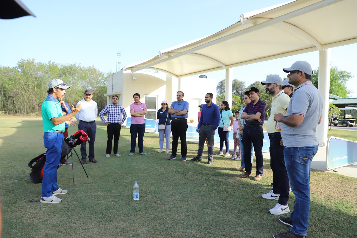 IndusLaw's tweet photo. It is always important to take the first step, to learn any game! The #GolfClinic has begun! Our invitees learn the tricks of the game, &amp; experience being a golfer, from #GolfExpert @MONISHBINDRA #IGPN.
#JSHeld @noritakeindia #TheKumaon #NarendraBhawan @volvocarsin @CallawayGolf https://t.co/JHlNsq8z7Z