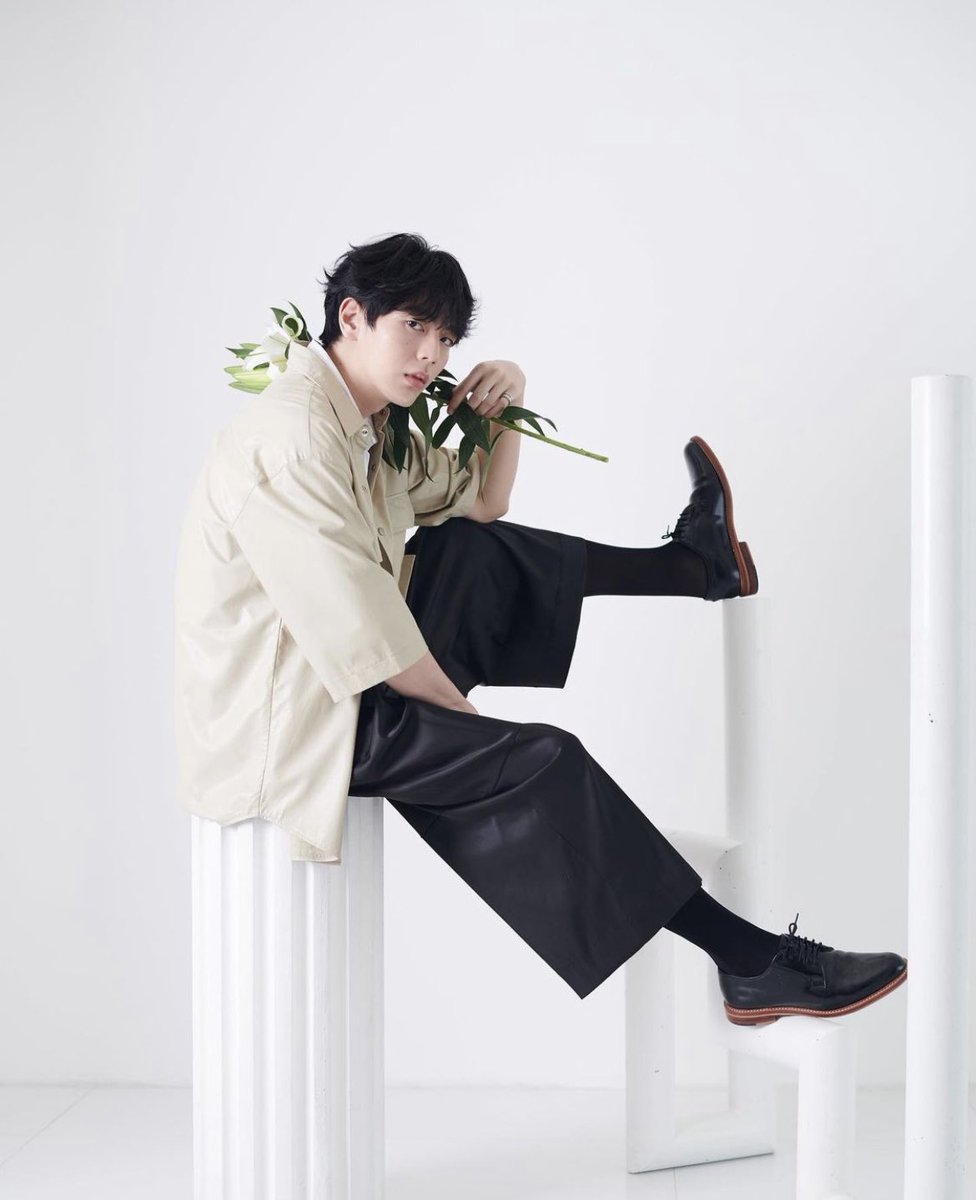 また日本の雑誌の表紙を飾る日を
首を長くして待ってます（♡▽♡）

1.3M IG Followers おめでとう🎶🎶

cr. タイドラマガイド「D」

#1M300KMayoGrowUp