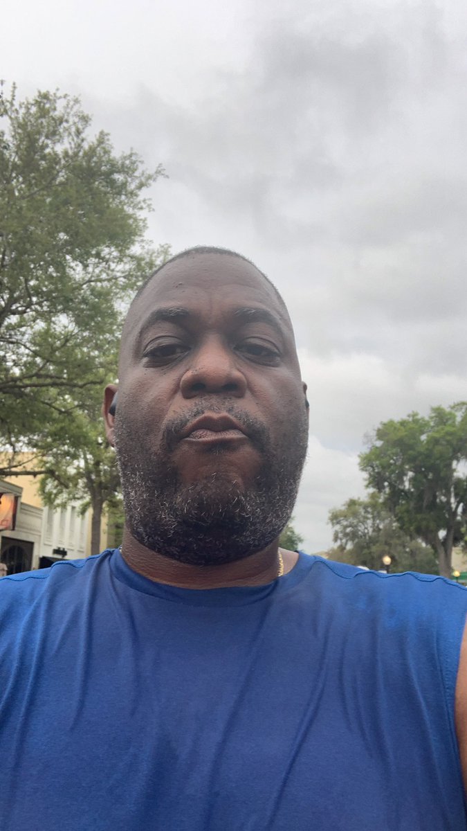 RunnerWest's tweet photo. Time to rock this 10K, hoping to beat the rain this morning @trackshack #WPRR https://t.co/kOS0OeQFNc