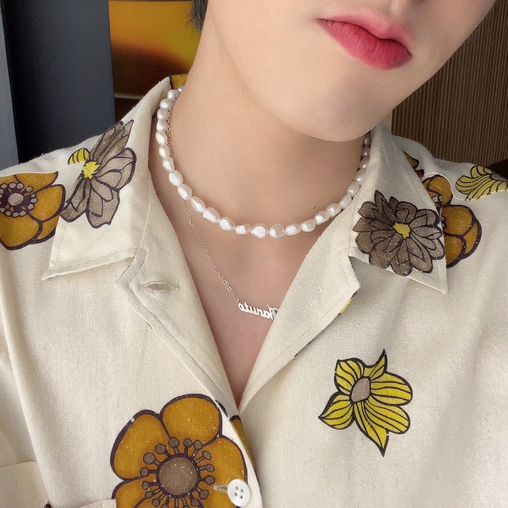 harutogallery_'s tweet photo. his "haruto" necklace #haruto https://t.co/AAb0Jj9TmY