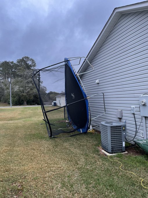 My house &hellip; not my trampoline 😆💕☀️ #morning #Tornado #happyday https://t.co/EGQ6vF73r0<a href="/tag/morning"class="tags">#morning</a><a href="/tag/tornado"class="tags">#Tornado</a><a href="/tag/happyday"class="tags"><span>#happyday</span></a>