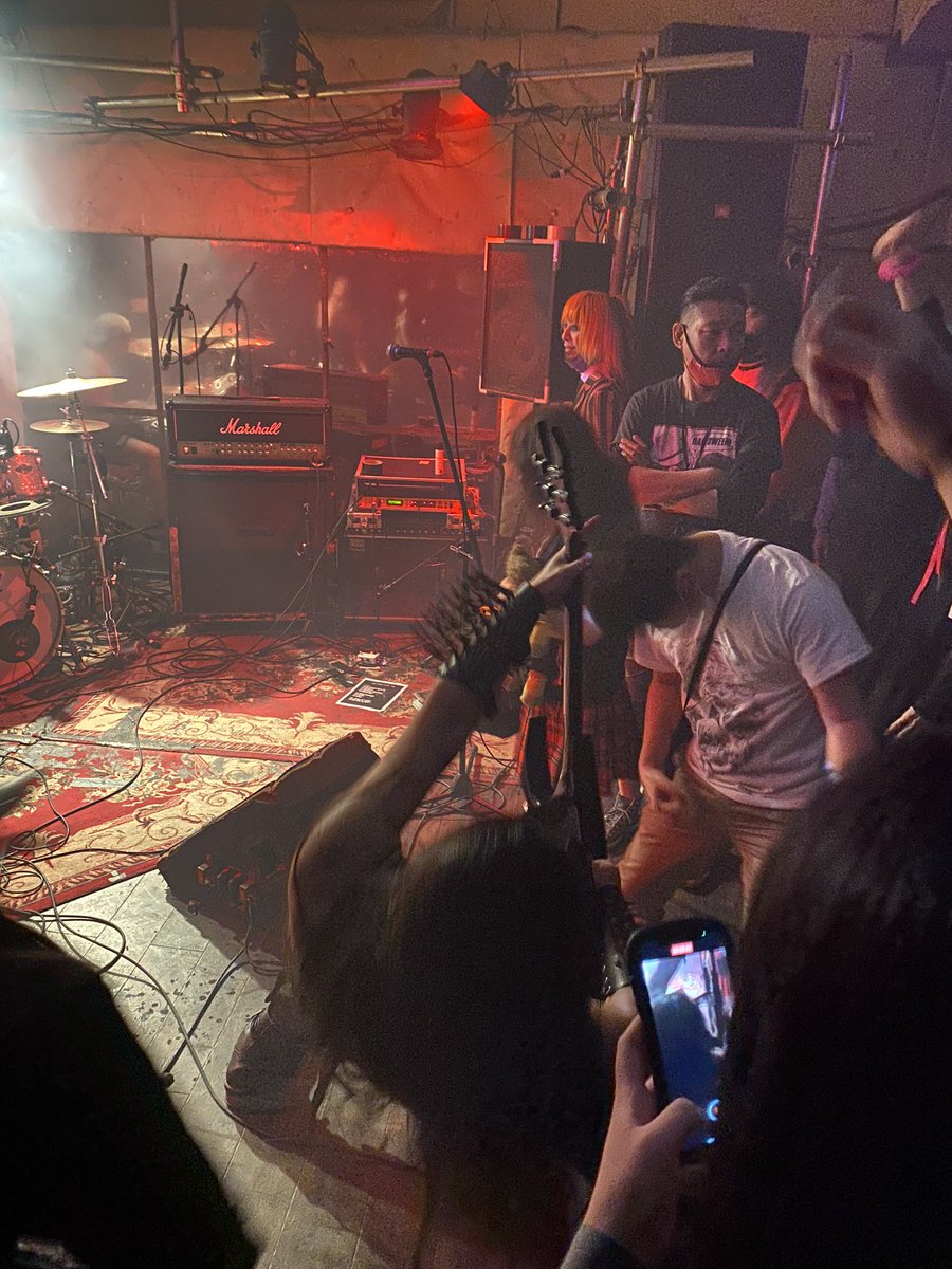 The next band was a ripper band and was followed by a killer black metal band <a href="/KNAVE_darkcore/">KNAVE [oita city darkcore] official</a> 🤘🤘