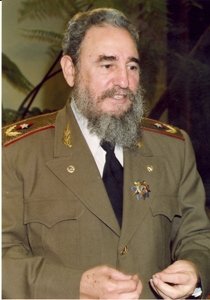 #Fidel: No conozco eso que se llama la soledad, porque cuando uno puede compartir con su pueblo —y yo trato de compartir lo más posible— se encuentra, precisamente, la antítesis de la soledad, y me siento, en ese sentido, el hombre más acompañado del mundo. (12/03/1988)