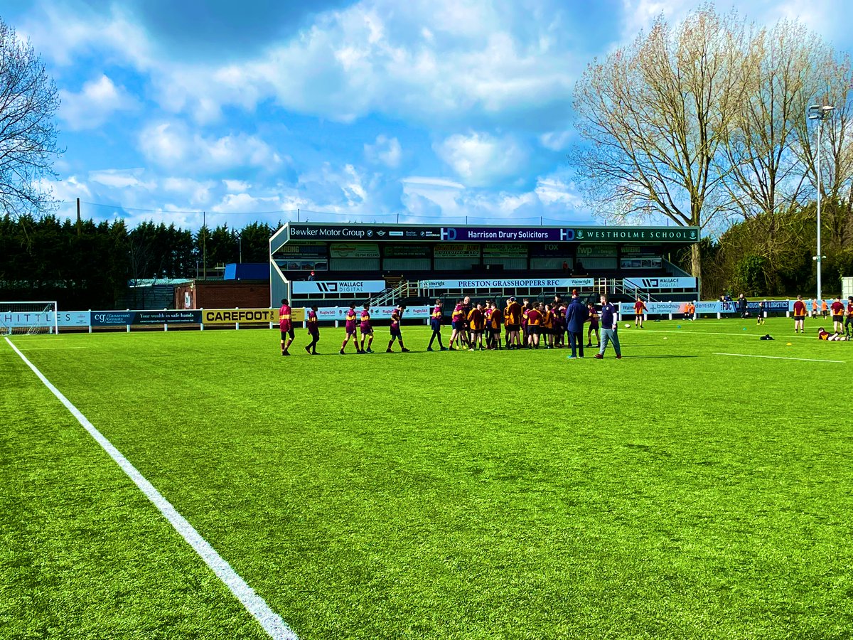 DartfordGSsport's tweet photo. Huge thanks to @HuttonGsport for their hospitality and for 3 very competitive fixtures! 

A great morning of rugby in the sun with MoM performances from Jonathon Adegbola, Dylan Case &amp; Sope Aremu! 

Now back to the hotel to get ready for Sale vs Gloucester 🏉👊🏻
#Y7RugbyTour2022 https://t.co/sbfu7PYpEx