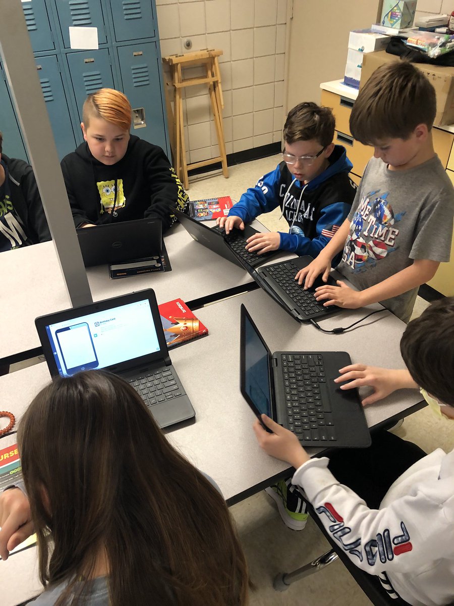 Everybody is at the table showing what they know! They take the <a href="/BitsboxKids/">Bitsbox</a> ideas and run with them when creating their own apps! #woesrocks