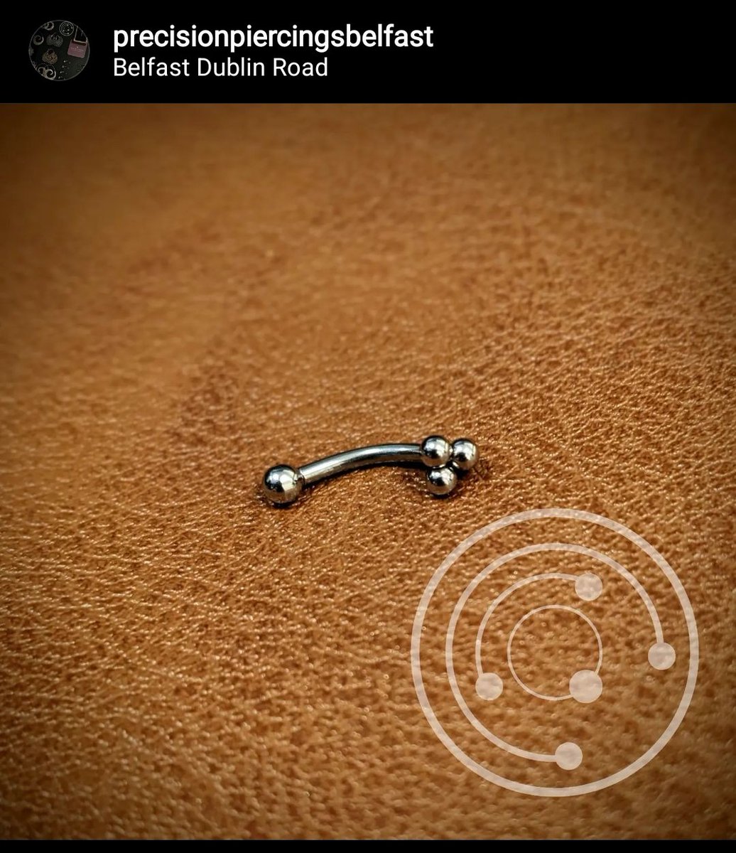 Rook at this!😍
This titanium curved bar with trinity top.😍

This is suitable for initial piercing & would look stunning in a rook piercing.

#belfasthour #safespace #piercing #Rookpiercing #professionalpiercer #femalepiercer #localpiercer #ASTMF136 #grade23 #belfast #dublinroad