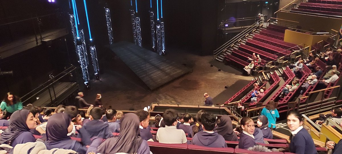 EnglishDixonsMN's tweet photo. "Something wicked this way comes,” 
An unforgettable afternoon yesterday for @DMN_Y6 at @LeedsPlayhouse watching Shakespeare's Macbeth directed by @AmyCLeach after studying the text in their reading lessons #Achievement @dixonsmnp https://t.co/mYdB7DQXMb