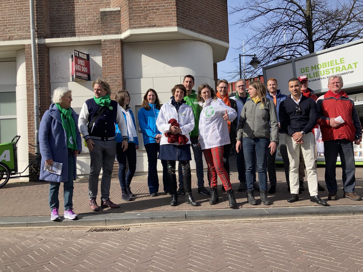 Hans van Dijk tweet media