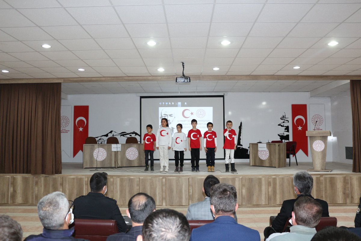 12 Mart İstiklal Marşı'nın Kabulü ve Mehmet Akif Ersoy'u Anma Günü münasebetiyle Halk Eğitim Merkezi Konferans Salonunda program düzenlendi. Programa Kaymakamımız Sn.Muhammed Sait BAYTOK, kurum amirleri öğretmen ve öğrencilerimiz katıldı. <a href="/mem_siirt/">Siirt İl Millî Eğitim Müdürlüğü</a> <a href="/tillokaymakam/">Tillo Kaymakamlığı</a> <a href="/bahattinelik6/">bahattin çelik</a>