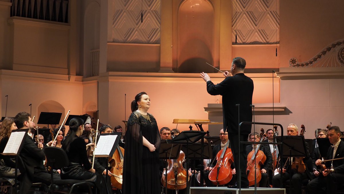 tat_symphony's tweet photo. «Причащение Малером

Интересную программу из музыки австро-немецких классиков ГАСО РТ под управлением Александра Сладковского сыграл в рамках своего абонемента в МГАФ».
«Музыкальная жизнь»
https://t.co/2tiBvOJedN…
Подписывайтесь на Telegram-канал ГАСО РТ- https://t.co/x780eKDp5B https://t.co/OXt3AYgQ1p