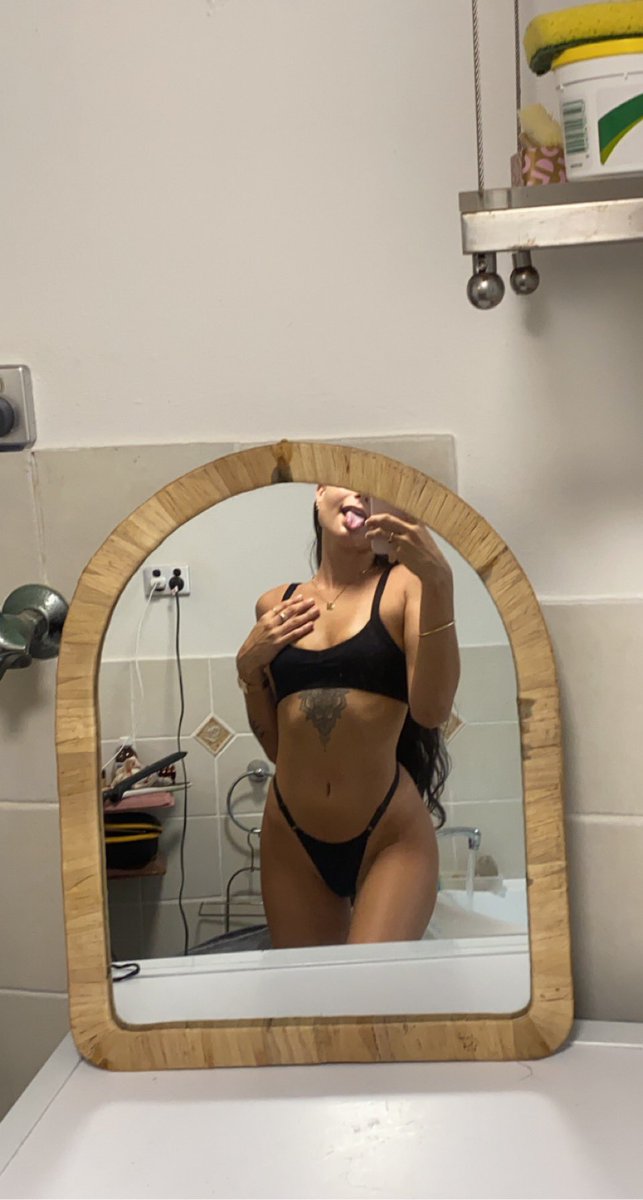Felictyprivate's tweet photo. @AudiiWallance Come say hey 👅💦
https://t.co/WFteeUmER6 https://t.co/coA8rzfbRj