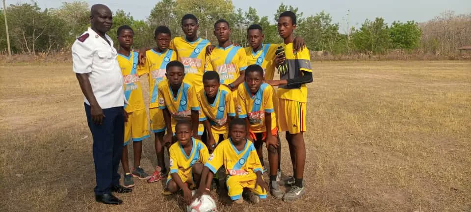 SalArmyGh's tweet photo. To better support and draw the youth closer to God, The Salvation Army in Afraim Plains is partnering with a new team called Amoako Atta Young Star's at Donkokrom.
They will develop skills, teamwork, and character towards God through these sports activities. https://t.co/8yxKfCWBOx