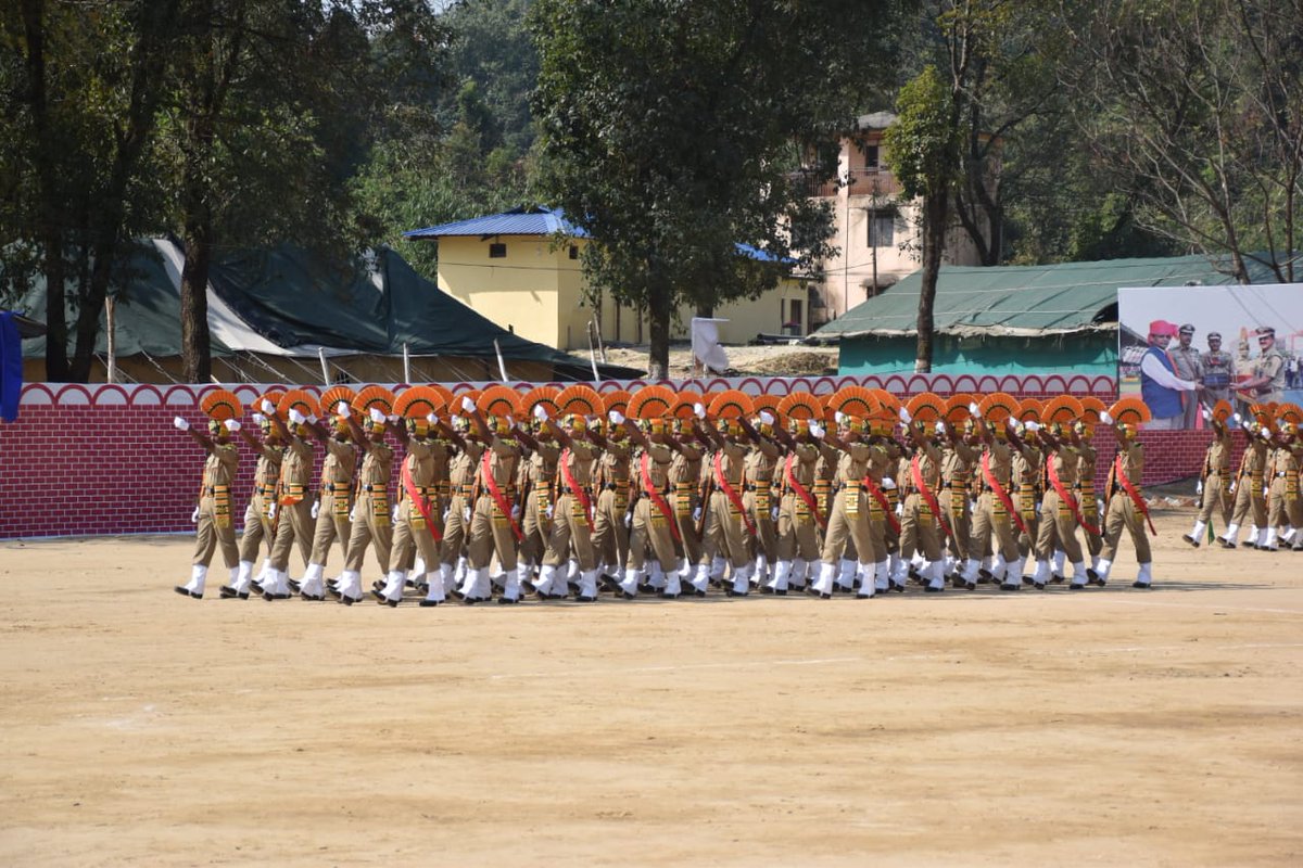Band display, Pole and Rope Malkhamb, Aerobics, Exhibition Drill  and Replica demonstrations were held after the parade. Sh Manmohan Singh Guleria, DIG RTC Kimin welcomed the guests and eleborated upon achievements of the RCT, Kimin in his address.