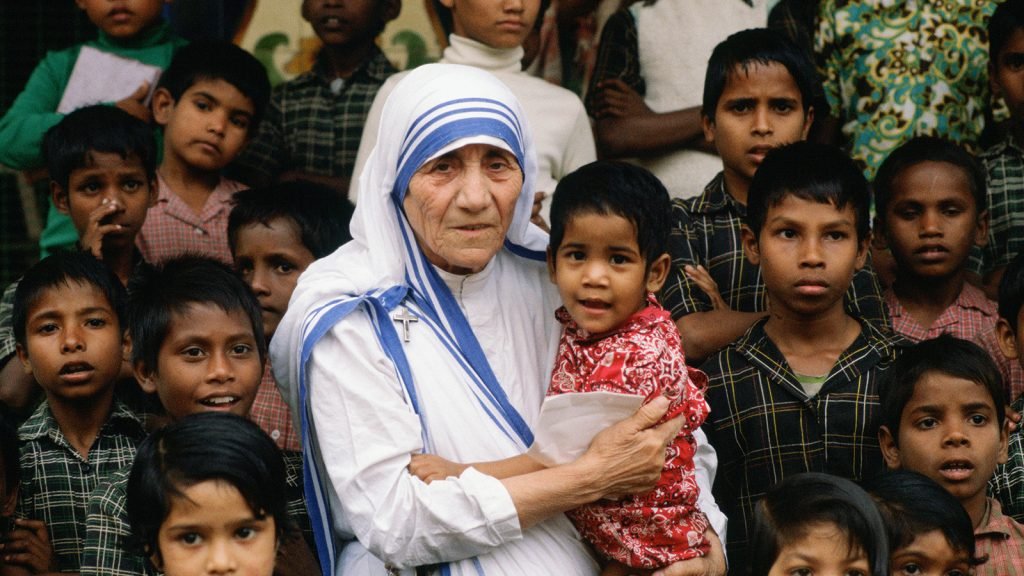 themob20141's tweet photo. Mother Teresa (1910-1997)
Once she said :
“Be happy in the moment , that’s enough . Each moment is all we need , not more”
@BlackTurtleFarm #WomensDay #WavesDucks #BlackTurtleFarm #PlayToEarn #Metaverse https://t.co/qGSxoOBD59