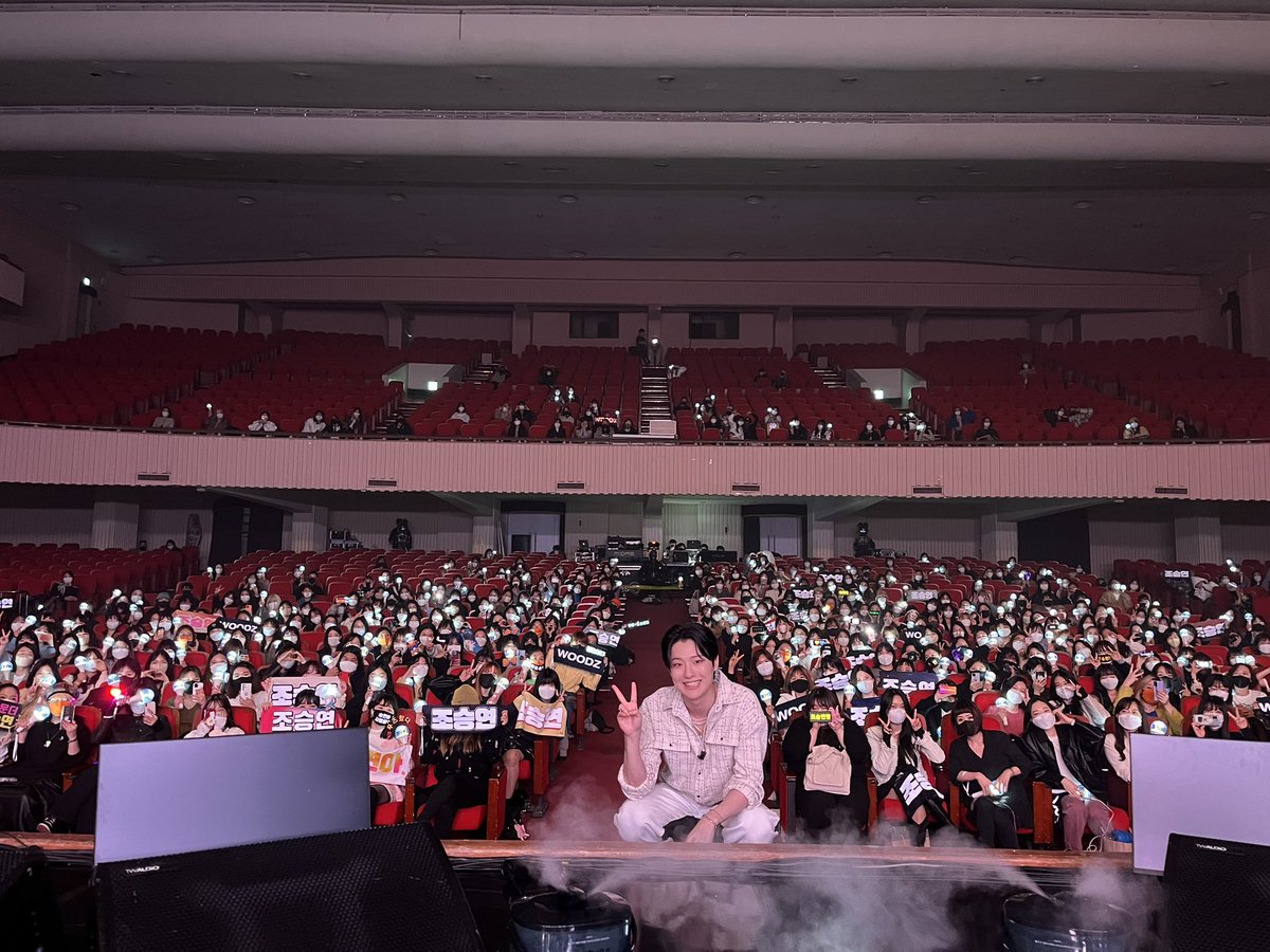 _chowoodz's tweet photo. 오늘 너무 좋은추억 고마워요 무즈❤️ https://t.co/xCMHCK5wmj
