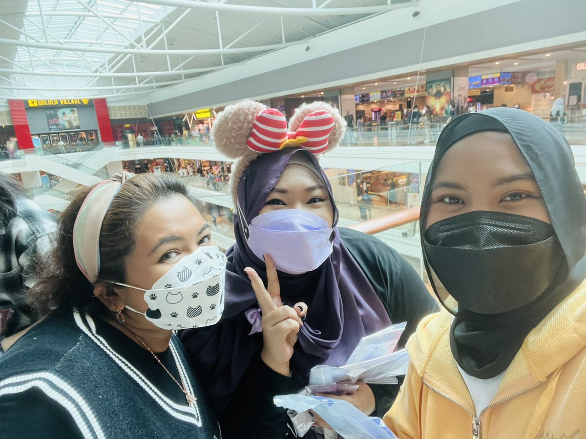 _qVcut's tweet photo. thankyou guys for the project and hope you enjoyed the concert too!! 💜 #PURPLEMASKPROJECT  #PTD_ON_STAGE_SEOUL https://t.co/Ovtjr7ogC8