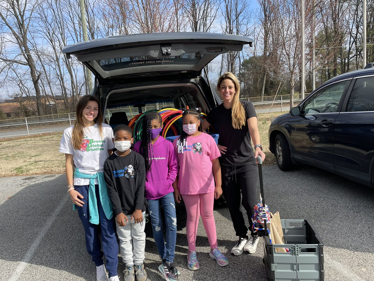 Courtney B Field tweet media