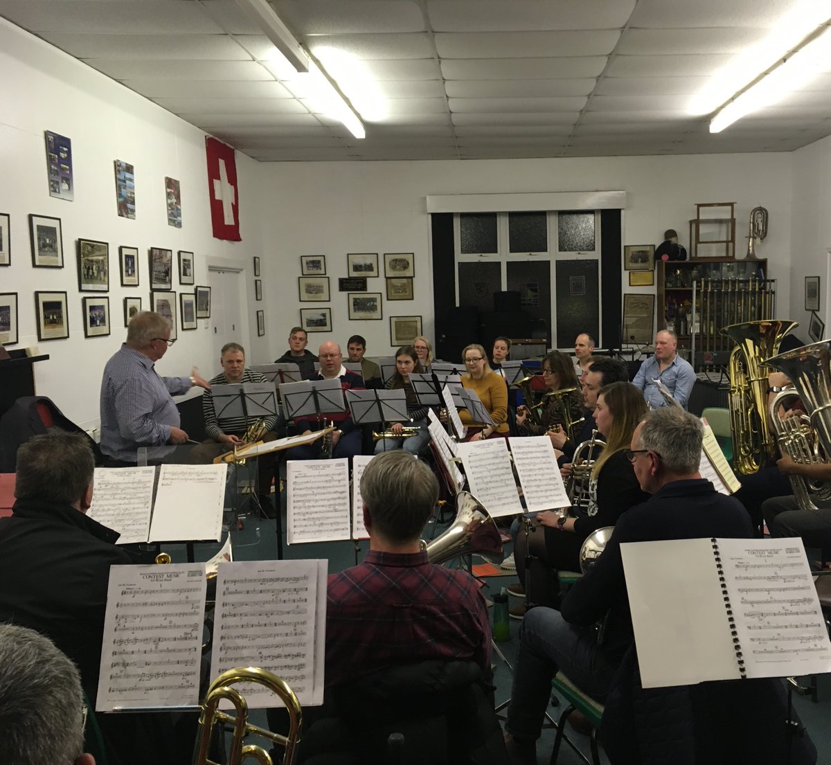 Yesterday evening we enjoyed a fantastic first rehearsal with Gary Cutt on Wilfred Heaton's 'Contest Music' ahead of the area contest in Cheltenham. It is a busy week for the band with sectionals this weekend followed by a concert in the wonderful @romseyabbey next Saturday! 🎺