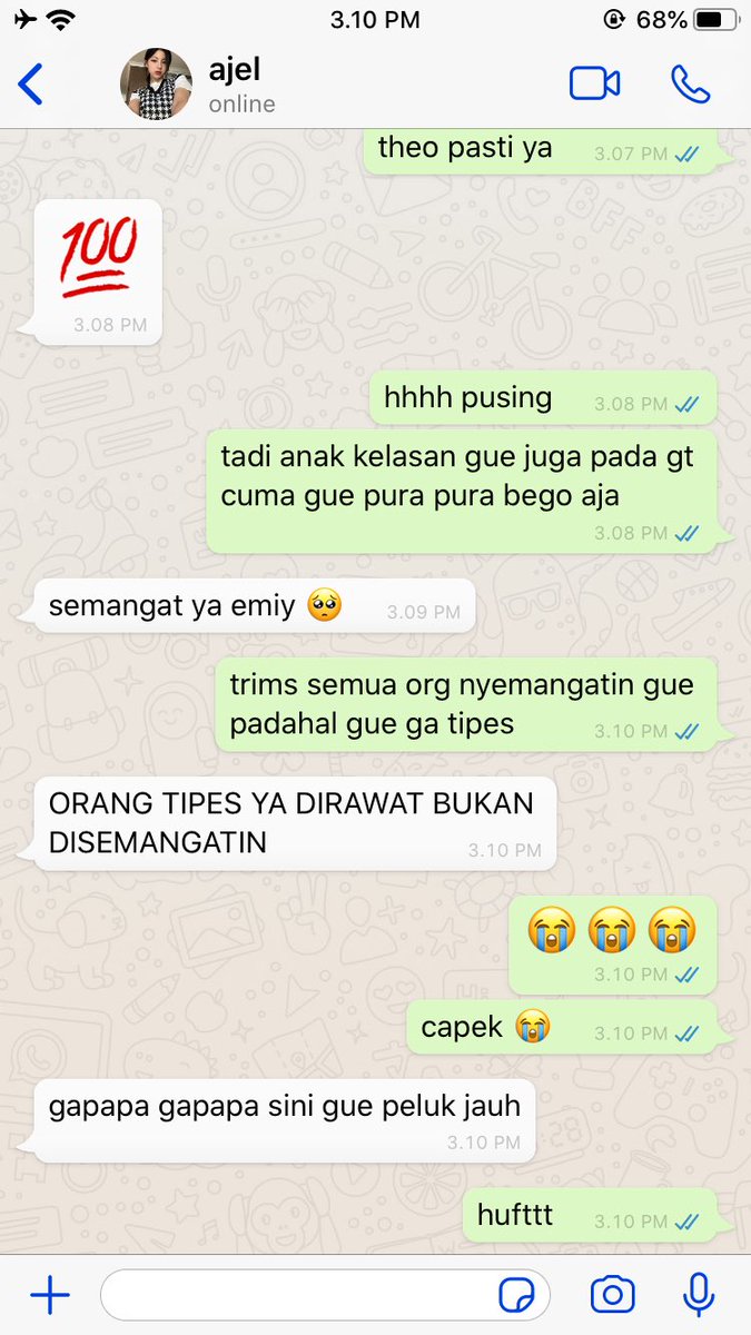 extenler's tweet image. 167. Peluk jauh.