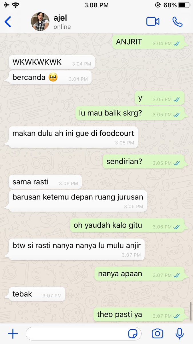 extenler's tweet image. 167. Peluk jauh.