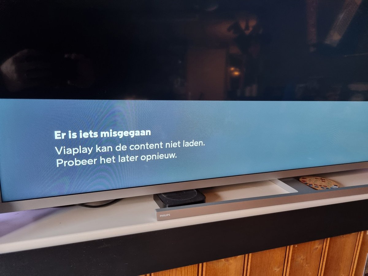 Ca 3x per uur via de viaplay app op phillips smart tv.  Heel irritant! Als je dan zoveel abonnementsgeld betaald mag je toch wel wat meer kwaliteit verwachten. #viaplay #viaplaysportnl